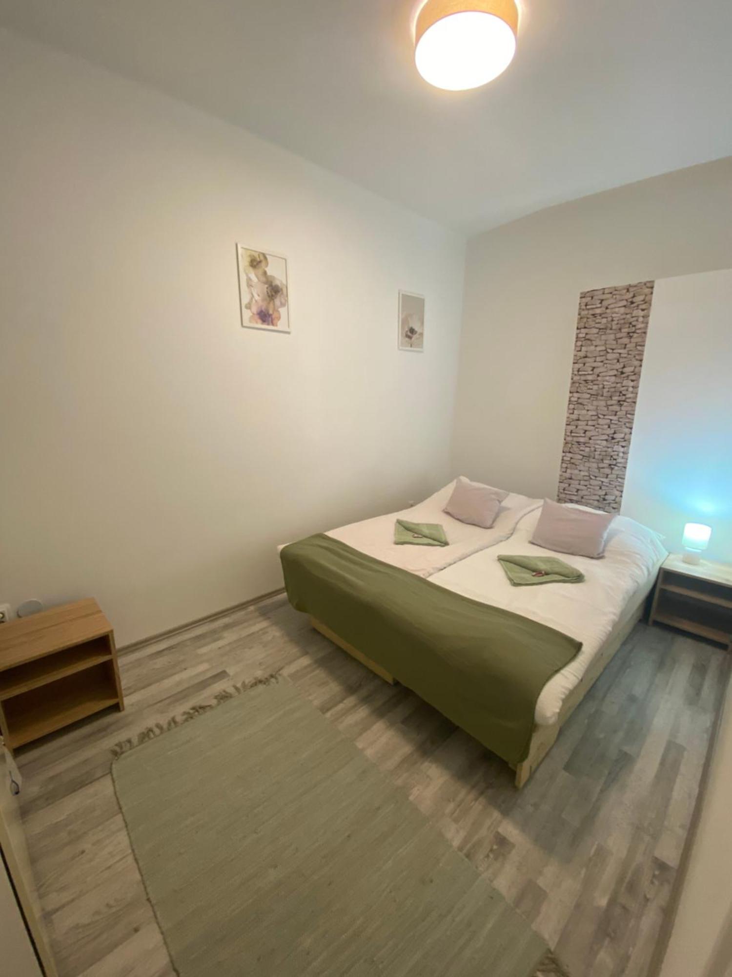 Katica Apartman Győr Exterior foto